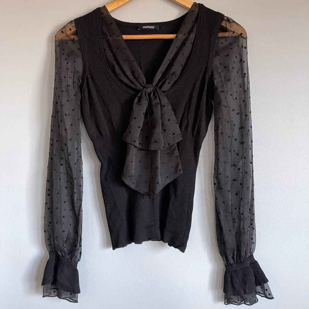 Morgan
LONG-SLEEVED - Lace Blouse